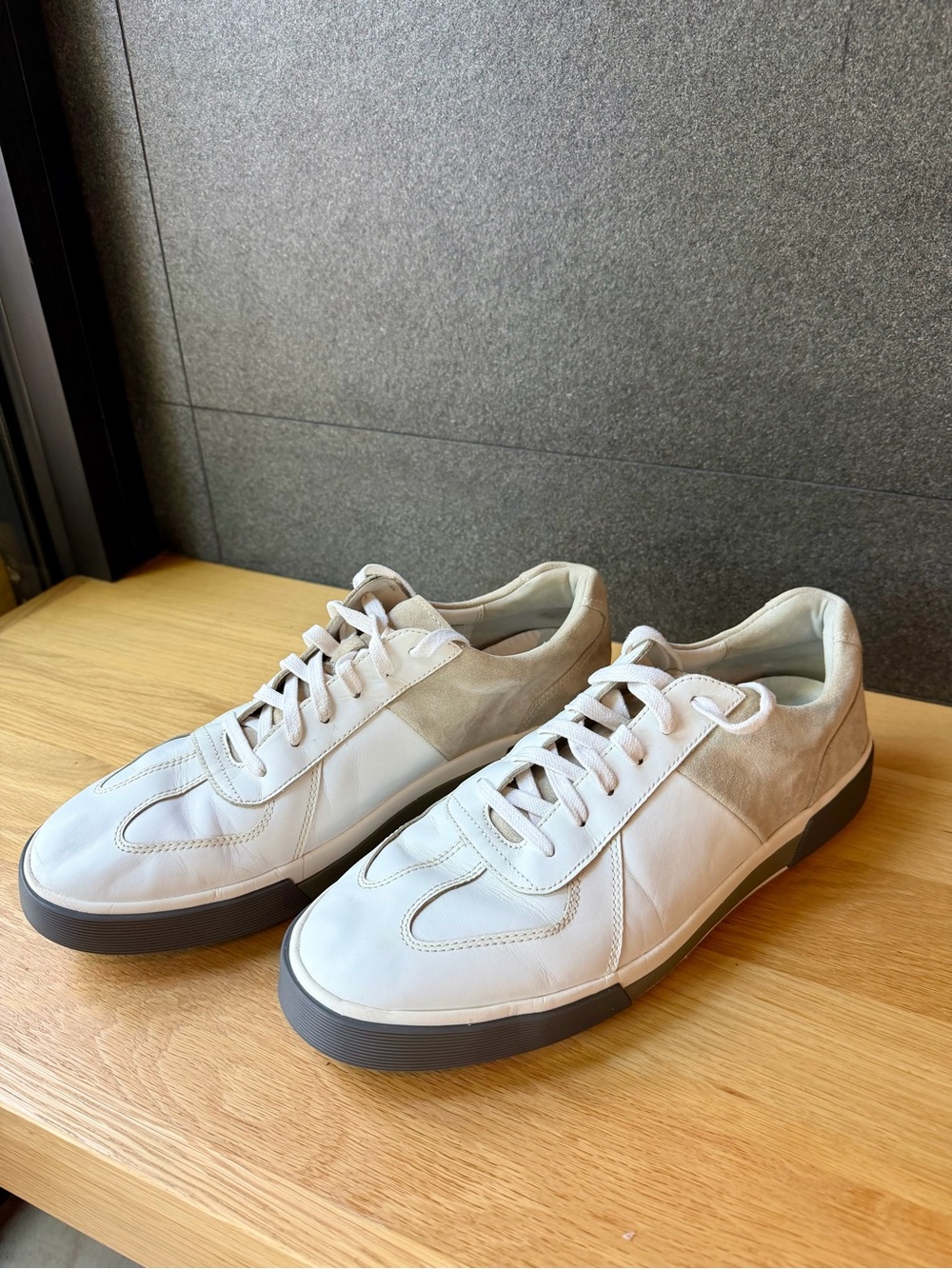 Vince White and Light Gray Leather Low-Top Sneakers